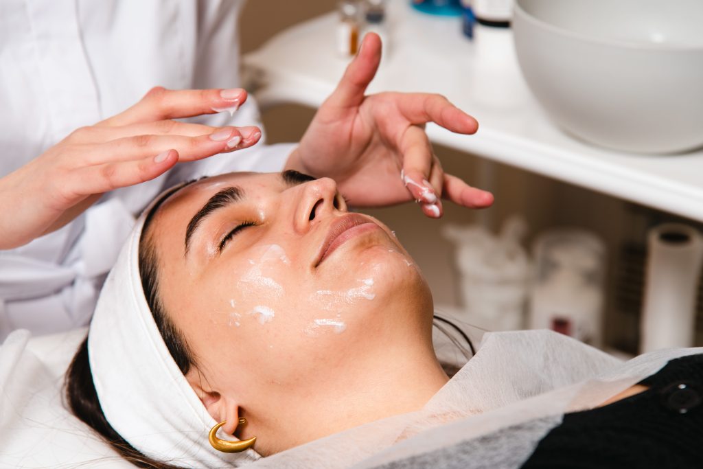 Hydrating Facial Treatments Restore Moisture and Glow to Your Skin